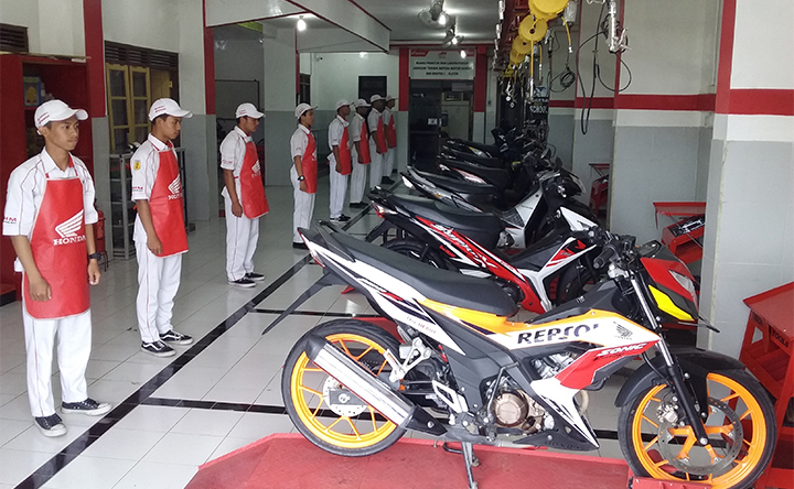 Teknik dan Bisnis Sepeda Motor